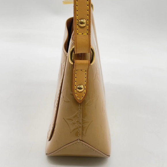 AUTH Louis Vuitton Bag • Minna Street Purse in Golden Caramel Vernis Patent - Picture 3 of 8